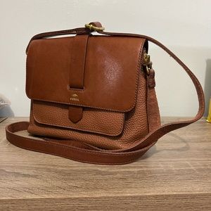 Fossil Kinley Small Leather Crossbody